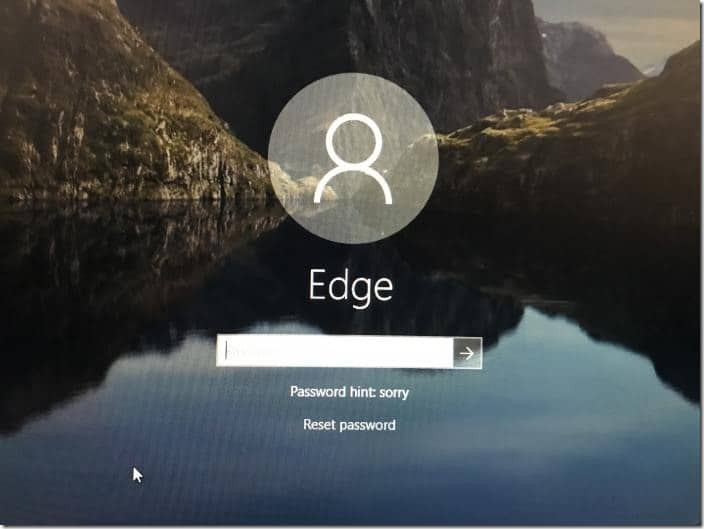 Reset local user account password without password reset disk in Windows 10 pic1